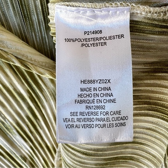 Almost Famous Plisse (crinkled) Striped Button Front Shirt 3X NWT Green Cream - Picture 3 of 5